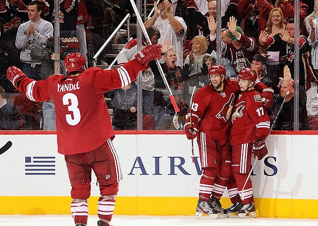 Report: Phoenix Coyotes sale nearly complete to Greg Jamison; NHL team to stay in Glendale | Puck Daddy – Yahoo! Sports